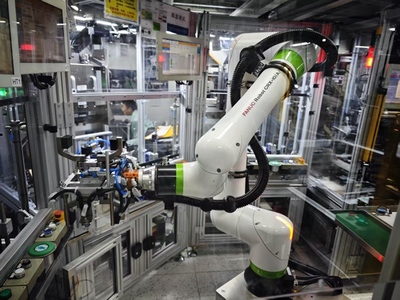 萬(wàn)兆光網(wǎng)+5G-A 廣西正式邁入“雙萬(wàn)兆”時(shí)代，夯實(shí)數(shù)字經(jīng)濟(jì)基石